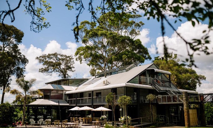 Tamahere Hotel | The Narrows Landing Hotel