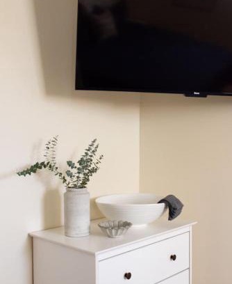 Hammondsport Apartment | The Nautilus at JS Hubbs Guest House