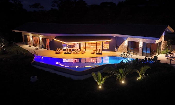 Mal Pais Villa | The NEW Villa Pi.casa - on the hills - Montezuma - Ocean View, 4 BDR