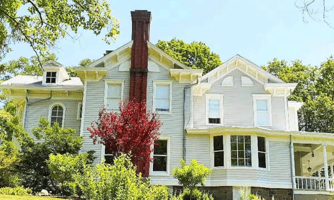 Kingston House | The Newkirk: Elegant Victorian with Modern Amenities in Historic Kingston, NY