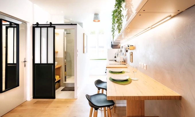 Quartier Chorier-Berriat Apartment | The Nicolas - Air Conditioned, Station, Business School, City Center - Recently Renovated