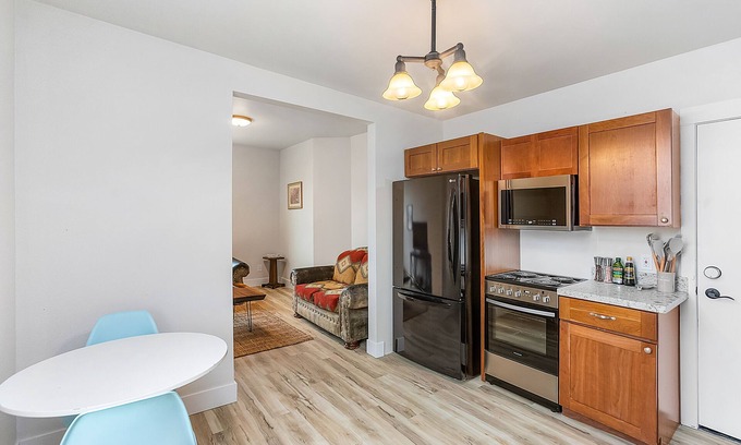 Stanwood Apartment | The Nightjar Shelter