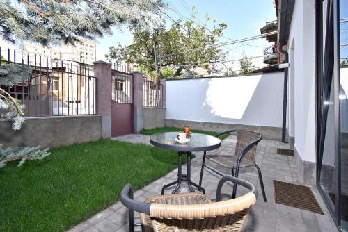 Arabkir House | The Nut Guest House