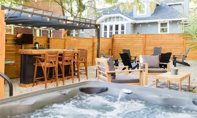 Walnut Hills House | The Oasis- Hot tub&Walk to Bars