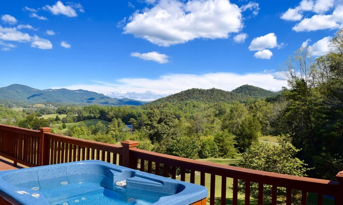 Townsend Bed & Breakfast | The Octagon Suite at the Country Manor Inn