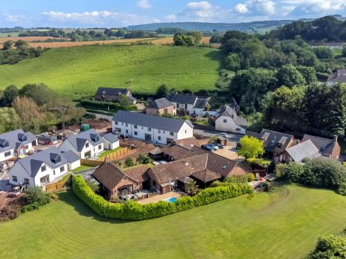 Old Cleeve House | The Old Byres