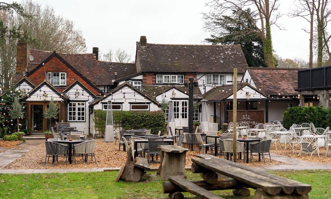 Crawley Down Hotel | The Old House Inn