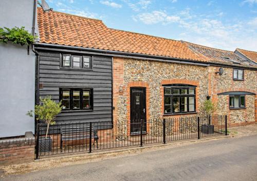 Rede House | The Old Stores - Rede