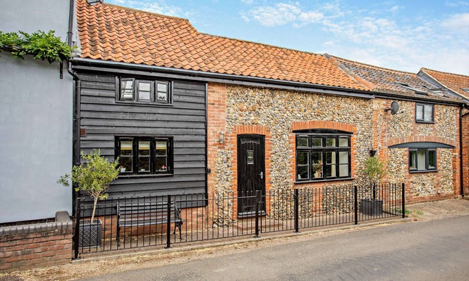 Rede House | The Old Stores - Rede