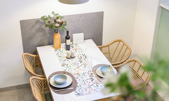 Rudolfsheim-Funfhaus Apartment | The Olive Oasis