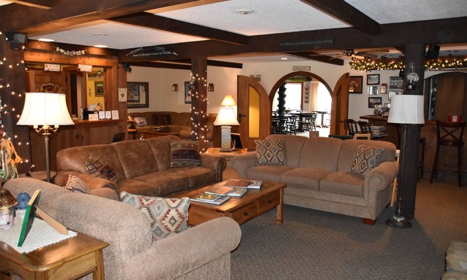 Manchester Center Hotel | The Olympia Lodge