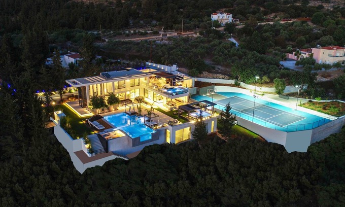 Almyrida Villa | The One Villa: 3’ to Beach/3 Pools/Jacuzzi/Outdoor Cinema/Tennis Court