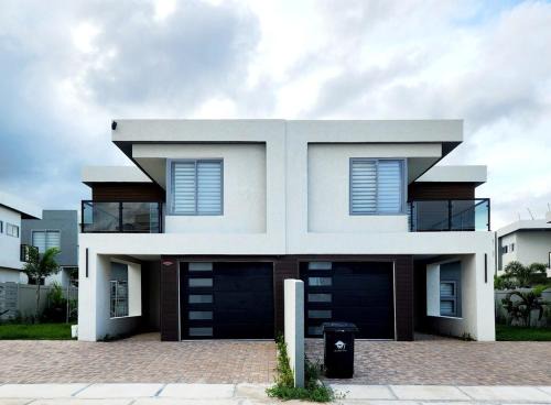 Runaway Bay Villa | The Onyx Villa by MTJ Properties Ocho Rios