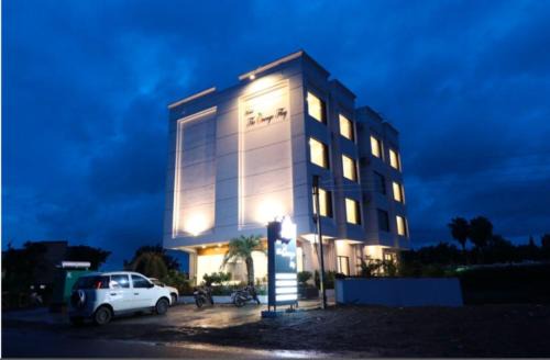 Daulatabad Hotel | The Orange Flag - Renuka Hotel