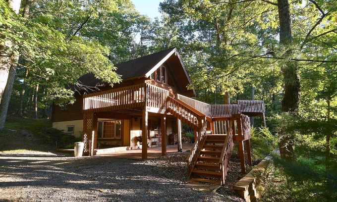 Berkeley Springs Cabin | The Outlook - A Majestic View!