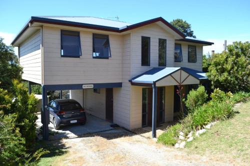 Venus Bay House | The Outlook