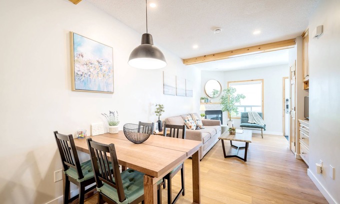 Harvie Heights House | The overlook stay | Free parking｜35