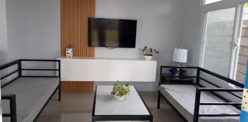 Casiguran Villa | The Pacific Cove Villa