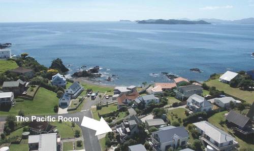 Russell House | The Pacific Room, Tapeka Point