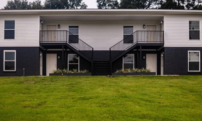 Enterprise Apartment | The Pads- Suite 3 (1st floor)