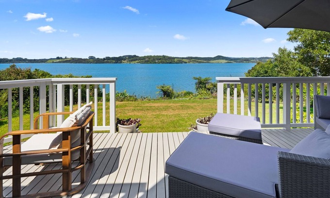 Kerikeri House | The Palm House - Kerikeri Holiday Home