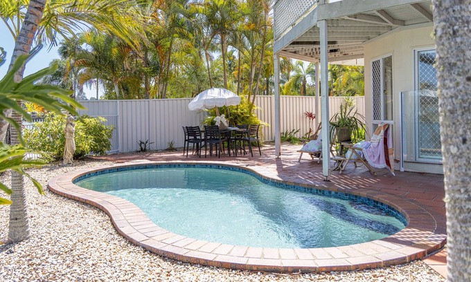 Elanora House | "The Palms Penthouse" The very best positioned penthouse within the Complex.