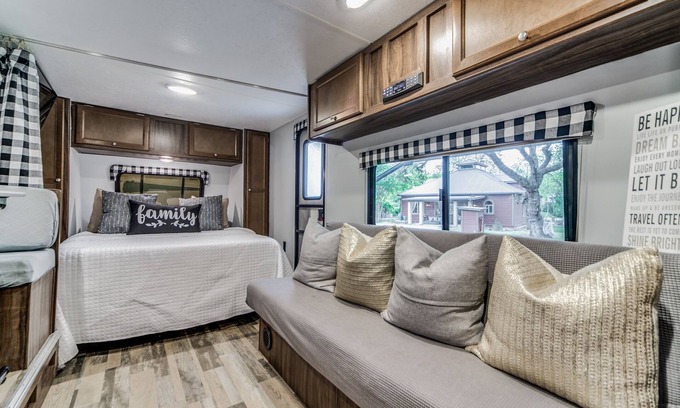 Boerne Cabin | The Pearl at Hill View -in the Texas Hill Country