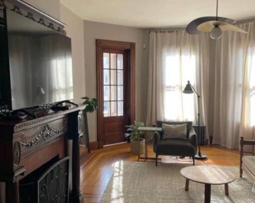 Fair Haven Apartment | The Pearl Garden, New Haven