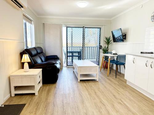 Nambucca Heads Hotel | The Pelican Caravan Park Nambucca Heads