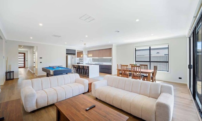 St Leonards House | The Perfect Beach Family Getaway in St Leonards!