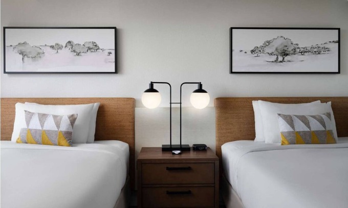 Irvine Business Complex Hotel | The Perfect Fit & Quality Stay! 4 Relaxing Units, w/Pool, Airport Shuttle
