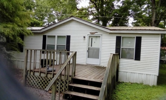Samburg House | The Perfect Getaway On Beautiful Reelfoot Lake