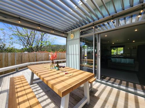 Hahei House | The perfect Hahei bach - Dulop