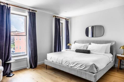 Bangor Apartment | The Phenix Historic DTWN Hotel, King Bed, Room # 309