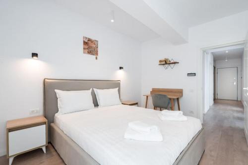 Pipera Apartment | THE Pinky Promise Loft Pipera