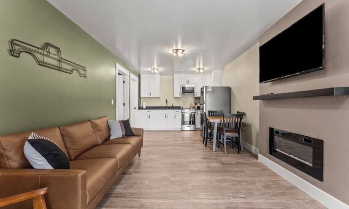 Blackfoot Apartment | The Pit Stop - Car Themed Apartment in Blackfoot