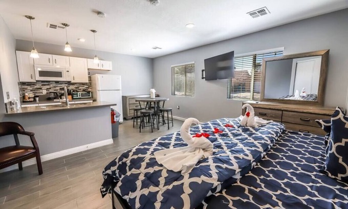 Paradise Valley Apartment | The Place you Want in the Location you Need