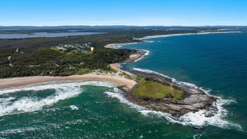 Angourie House | The Point Ultimate Beach House