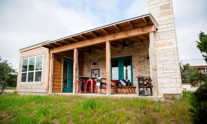 Dripping Springs House | The Polly Ann, aPremium One Bedroom at Hill Country Casitas