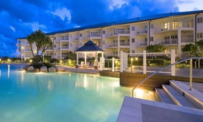 Casuarina Apartment | The Pool Resort Kingscliff - Studio Apt with Park View 1227 - Holiday Management Co.