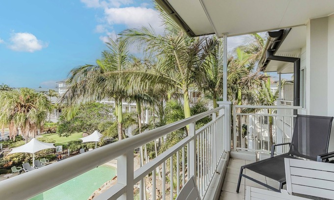 Kingscliff Apartment | The Pool Resort Kingscliff - 2B Dual Key (7303/04) - Holiday Management Co.