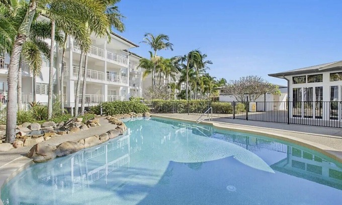 Kingscliff Apartment | The Pool Resort Kingscliff - 1 BR Spa Suite (7328) - Holiday Management Co.