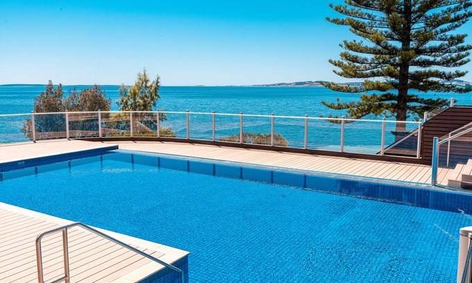 Port Lincoln Hotel | The Port Lincoln Hotel