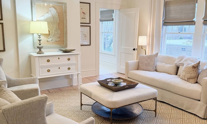 Griffin Apartment | The Portico - 2 BR 1 BA Apt