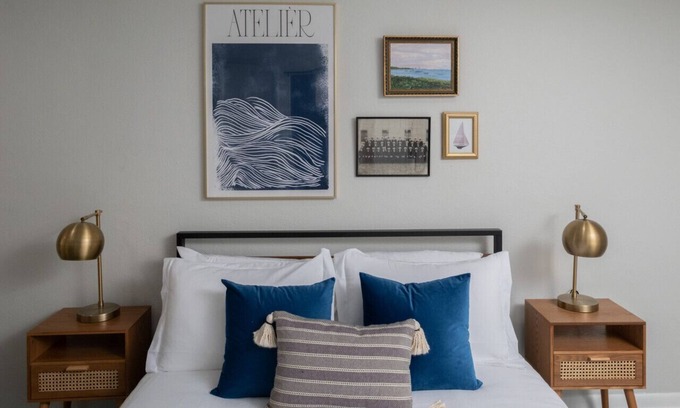 Old Mystic Apartment | The Pratt Studio · Near Mystic, Casinos + USCGA
