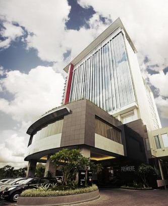 Pekanbaru Hotel | The Premiere Pekanbaru