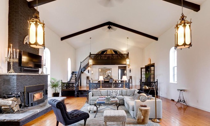 Rossmore House | The Prince Edward County Church, A Unique Escape