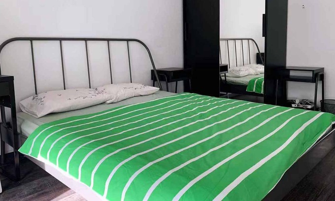 Bissau Apartment | The property is a 3 bedroom apartment nearby the city with restaurants around.