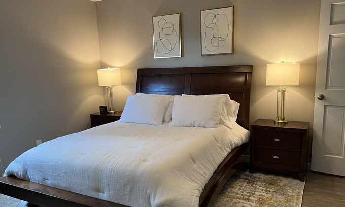 Champaign House | The Prospect