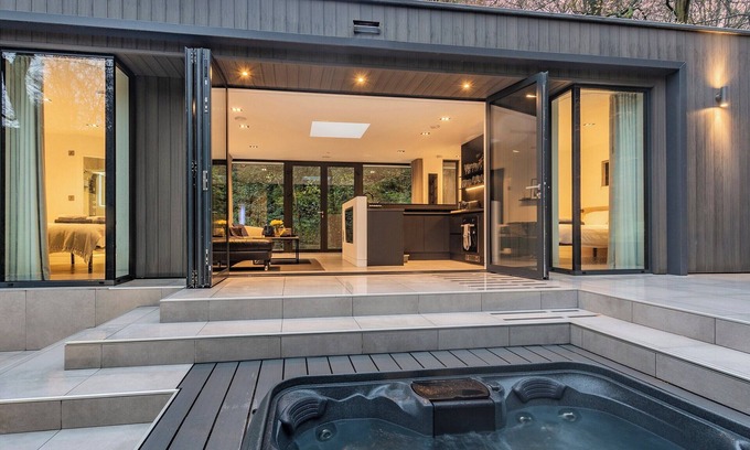 Elslack Cottage | The Pump House Lodge